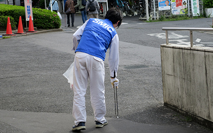 地域清掃活動の様子